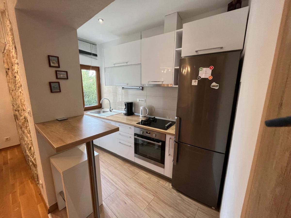 Old Town Ivo Apartma